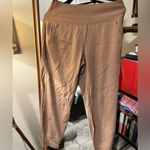 Athleta Venice Jogger in Rustic Beige
